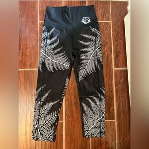 Kids Black and White Fern Pattern Leggings